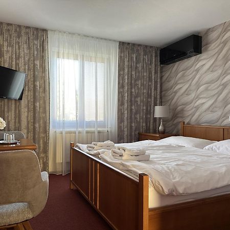 Penzion Moravský sommeliér Valtice Extérieur photo