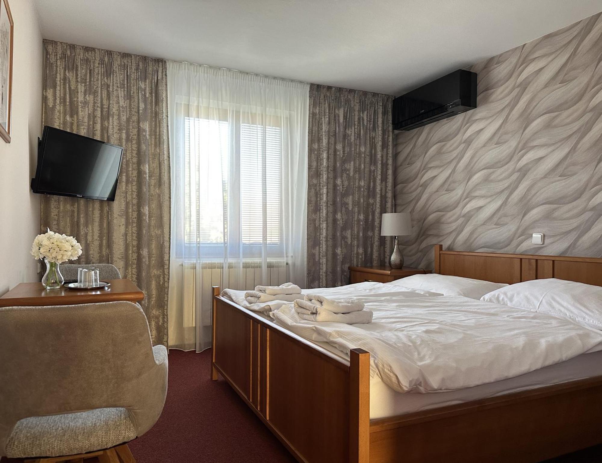 Penzion Moravský sommeliér Valtice Extérieur photo